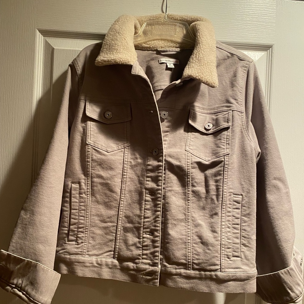 Isaac Mizrahi Beige Jean Jacket with Sherpa Collar Sz 14